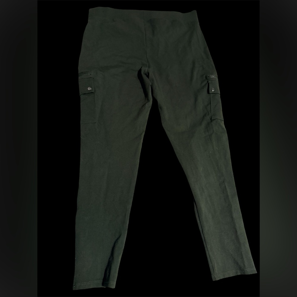 Torrid Olive Green Cargo Pants - Picture 2 of 4